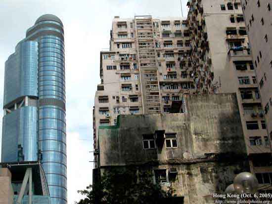 天堂邊的地獄 帶你去看香港的貧民窟